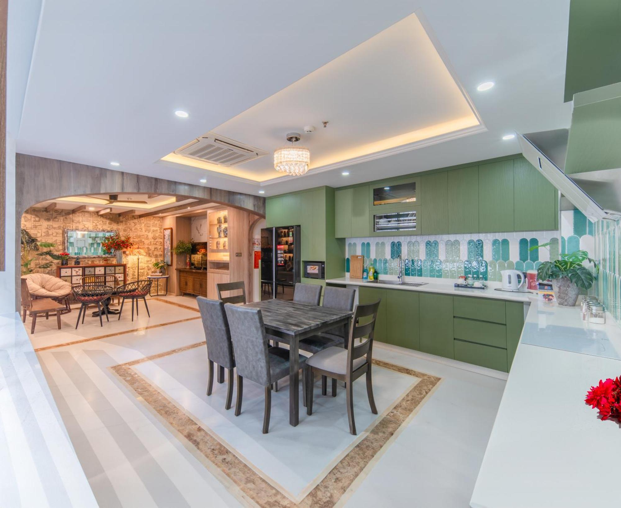 Aaron Boutique Hotel Nha Trang Esterno foto