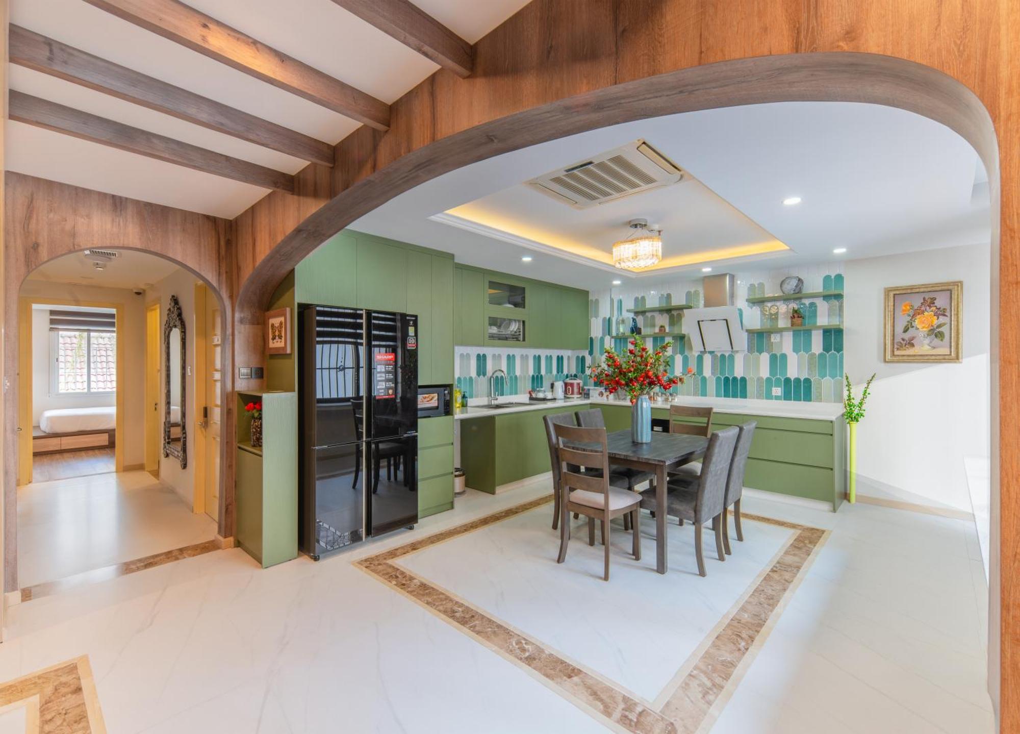 Aaron Boutique Hotel Nha Trang Esterno foto