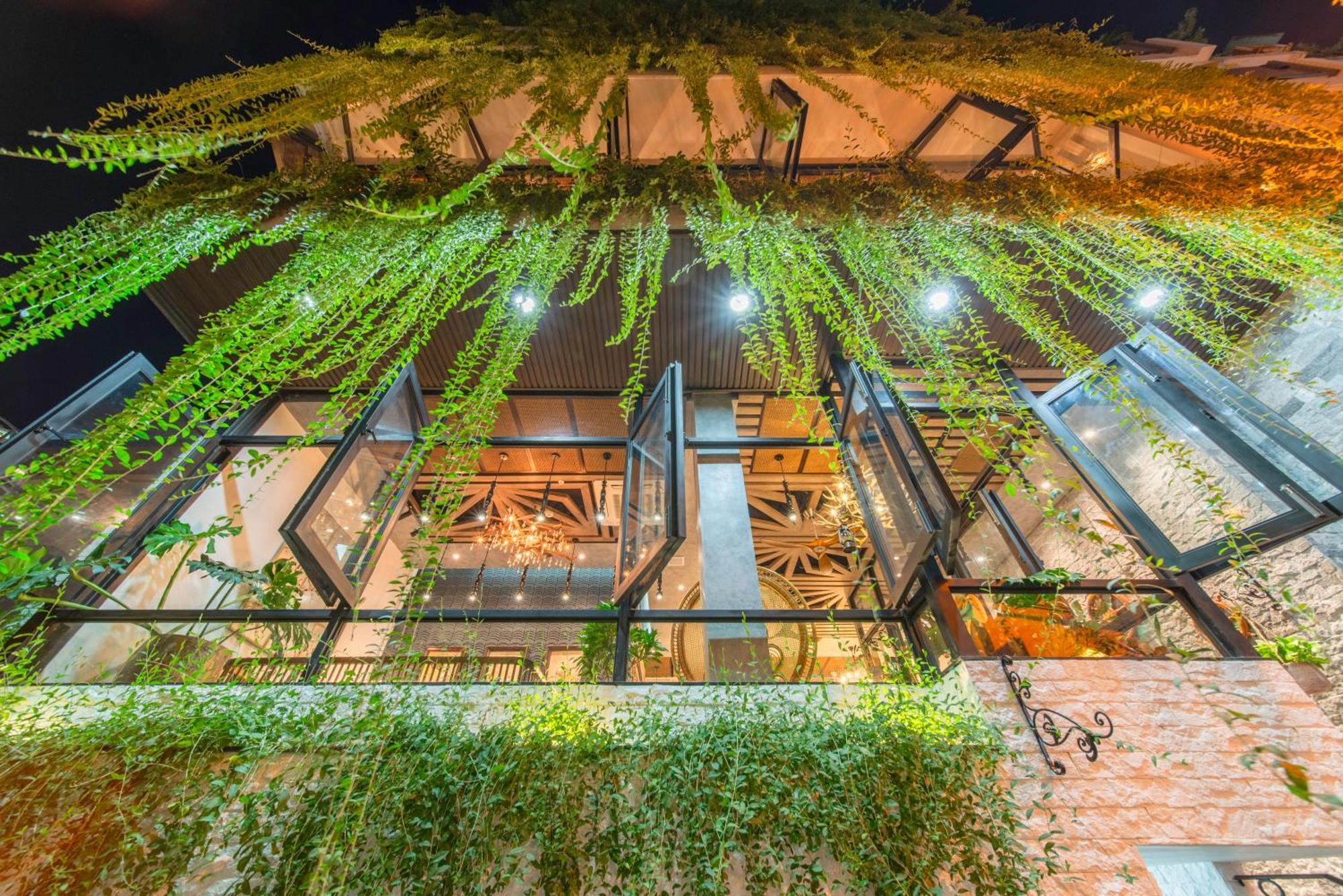 Aaron Boutique Hotel Nha Trang Esterno foto