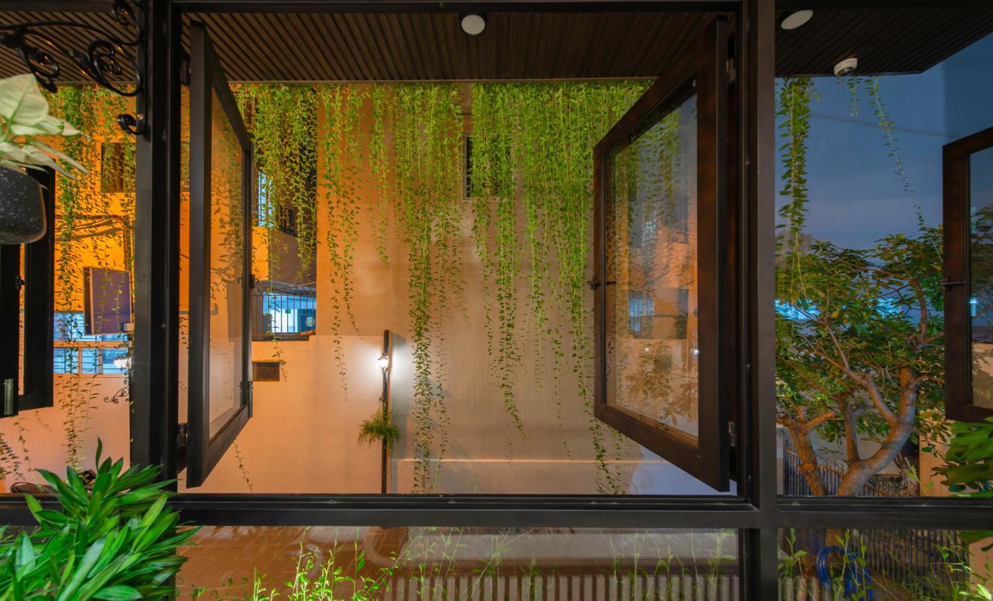 Aaron Boutique Hotel Nha Trang Esterno foto
