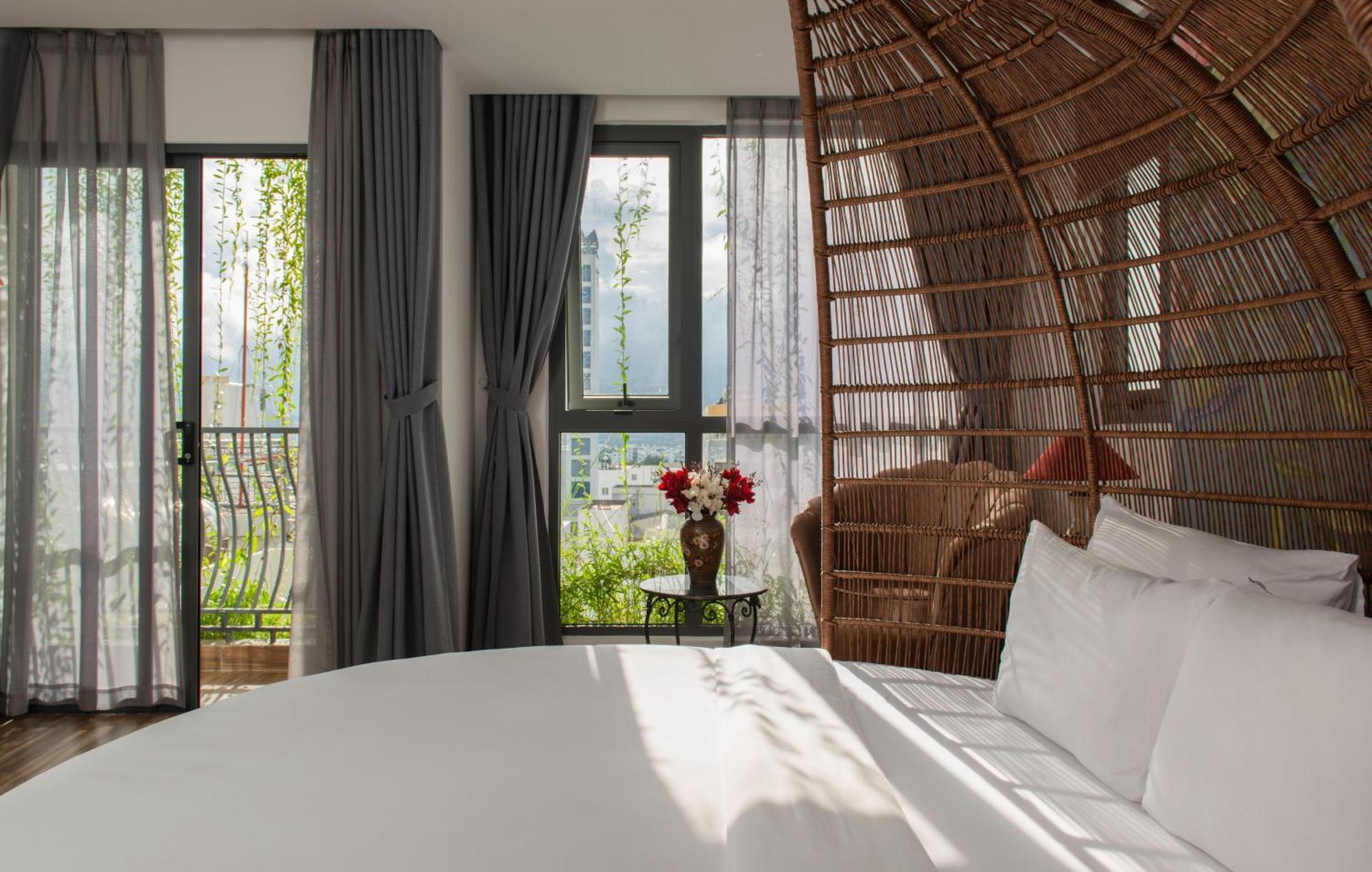 Aaron Boutique Hotel Nha Trang Esterno foto